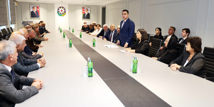 Yevlaxda “Ağsaqqalların tariximizdə rolu” mövzusunda dəyirmi masa keçirilib
