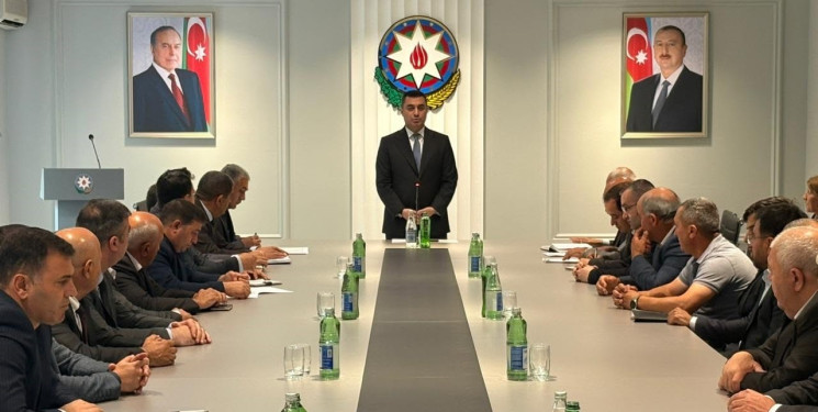 Yevlax Şəhər İcra Hakimiyyətində rayon fermerləri ilə görüş keçirilib